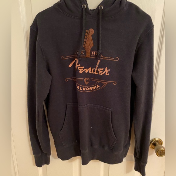 Men’s Fender hoodie - Picture 1 of 3